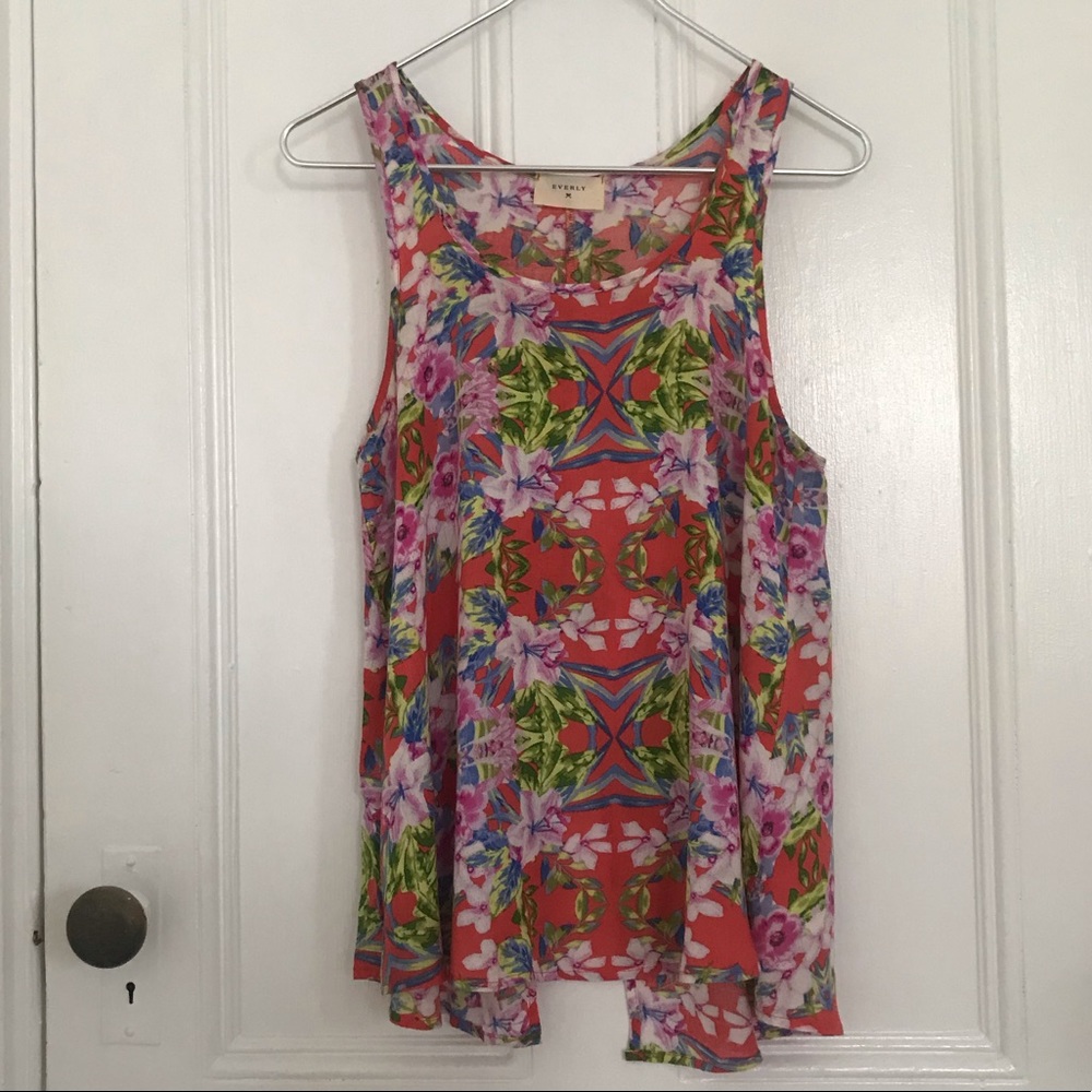 Tropical Slit-Back Top